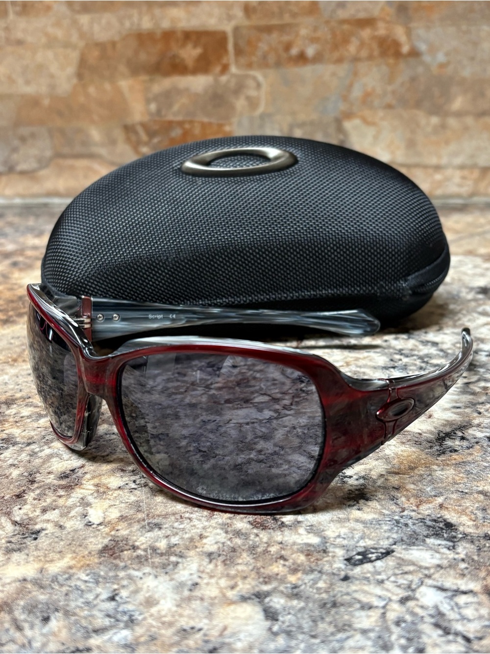 Oakley Script Sunglasses Burgungy Stripe & Gray Horn